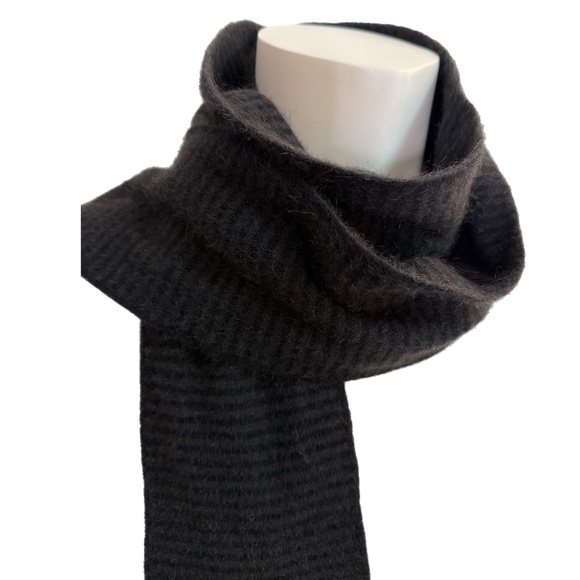 Black Possum Merino Wool Blend Scarf - 🇳🇿 Made in New Zealand 🇳🇿 - Picture 1 of 10